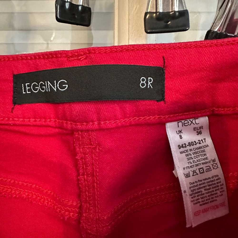 Jeans - Picture 2 of 3